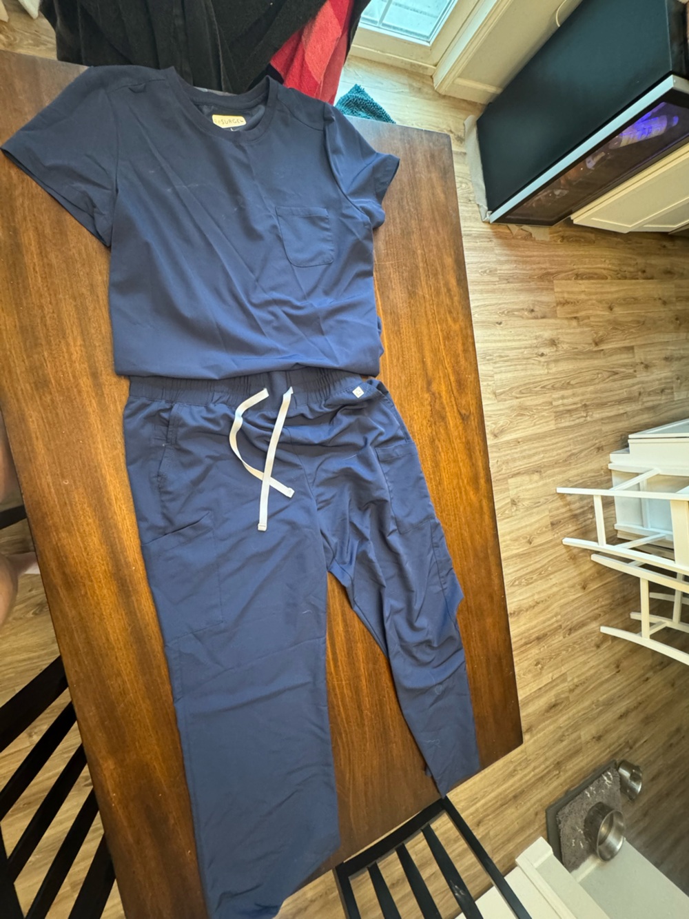 Women’s resurge wide leg scrub set size L